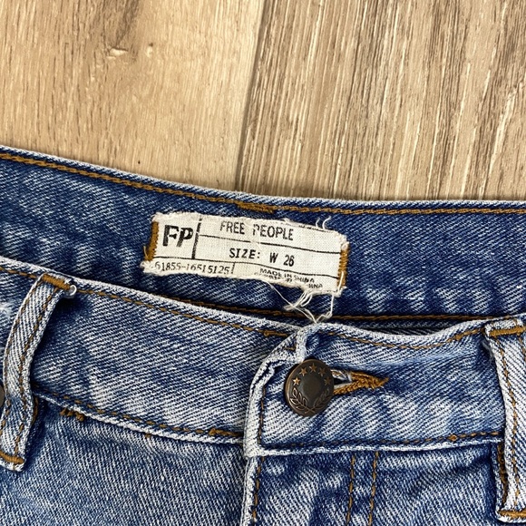 Free People Distressed Jean Shorts - Picture 12 of 13